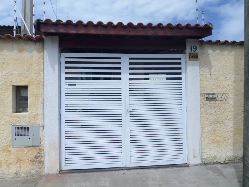 Foto 1 de Casa com 2 quartos à venda, 73m2 em Itanhaem - SP