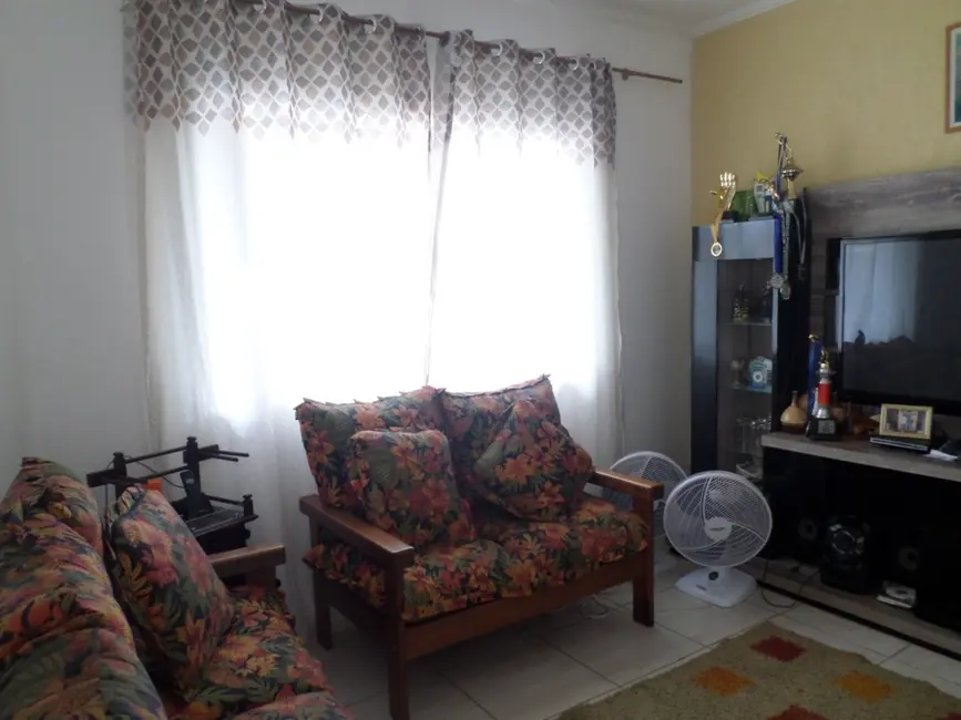 Foto 5 de Casa com 2 quartos à venda, 73m2 em Itanhaem - SP