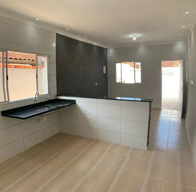 Casa com 3 quartos à venda, 99m2 em Agenor de Campos, Mongagua - SP - imagem 3 Foto 3 de Casa com 3 quartos à venda, 99m2 em Agenor de Campos, Mongagua - SP