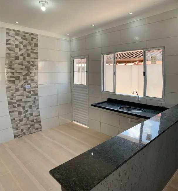 Casa com 3 quartos à venda, 99m2 em Agenor de Campos, Mongagua - SP - imagem 5 Foto 5 de Casa com 3 quartos à venda, 99m2 em Agenor de Campos, Mongagua - SP