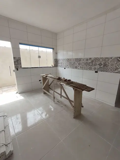 Foto 3 de Casa com 2 quartos à venda, 70m2 em Itanhaem - SP