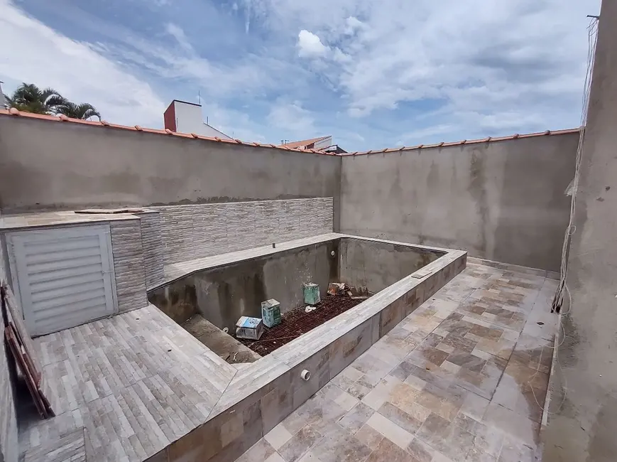 Foto 5 de Casa com 2 quartos à venda, 70m2 em Itanhaem - SP