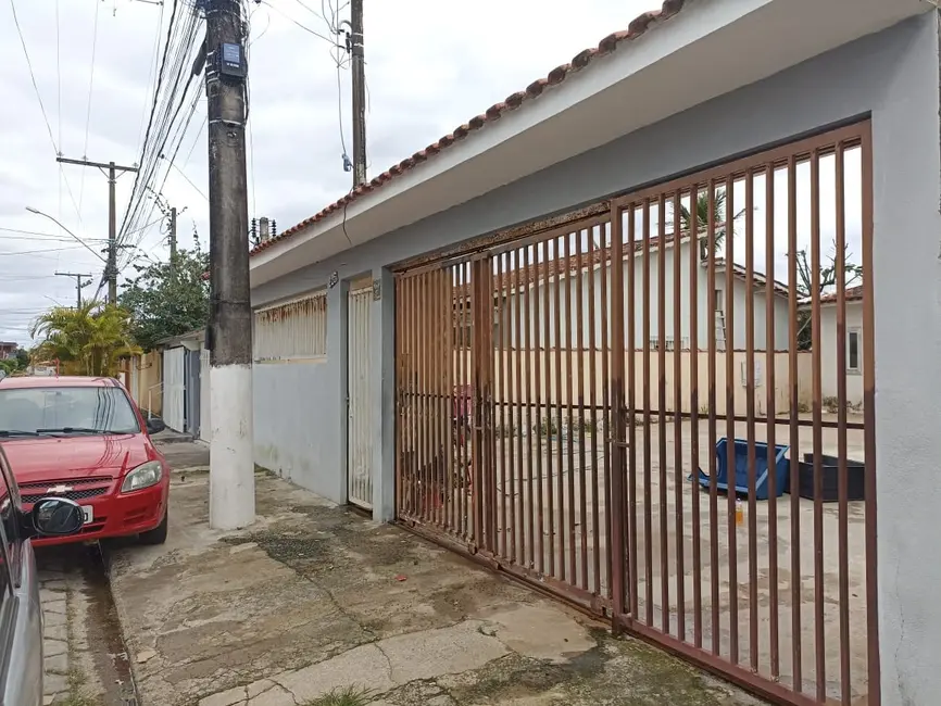 Foto 1 de Casa com 2 quartos à venda, 51m2 em Itanhaem - SP