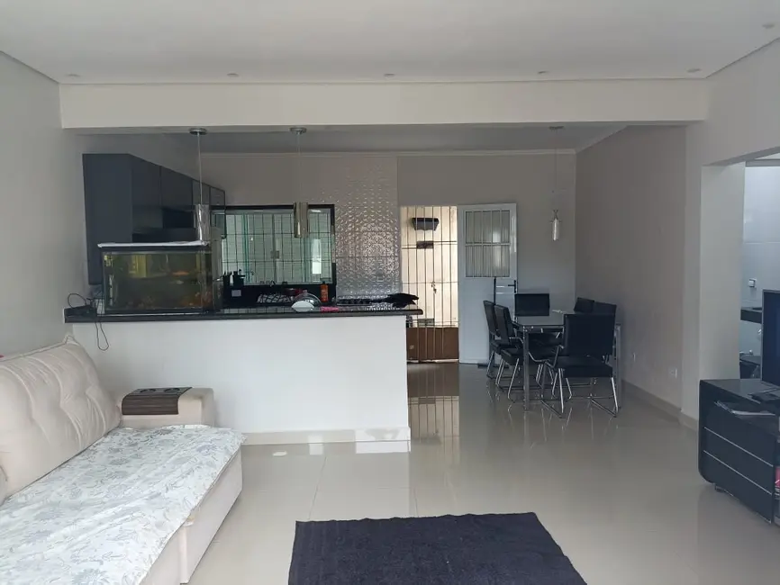 Foto 5 de Casa com 2 quartos à venda, 51m2 em Itanhaem - SP