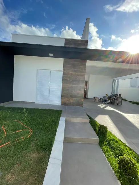 Casa com 3 quartos à venda, 120m2 em Peruibe - SP - imagem 4 Foto 4 de Casa com 3 quartos à venda, 120m2 em Peruibe - SP