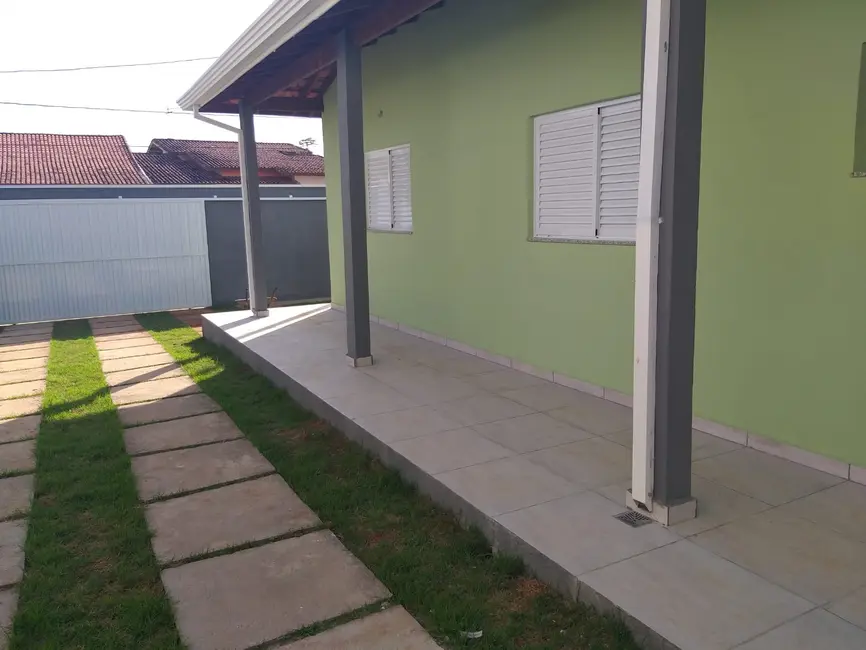 Foto 1 de Casa com 3 quartos à venda, 136m2 em Peruibe - SP