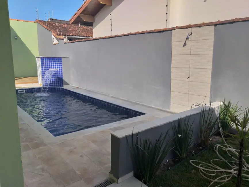 Casa com 3 quartos à venda, 136m2 em Peruibe - SP - imagem 8 Foto 8 de Casa com 3 quartos à venda, 136m2 em Peruibe - SP