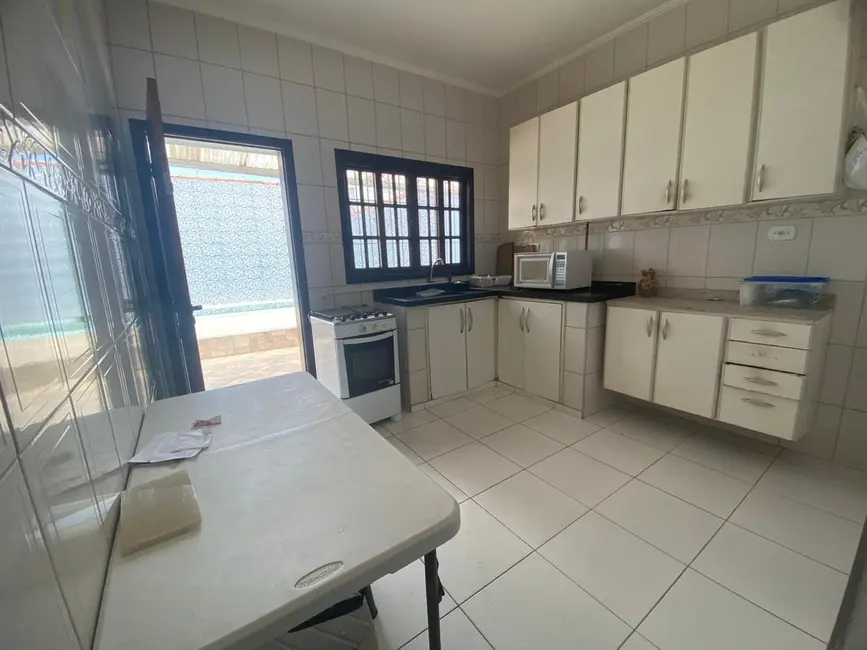 Casa com 3 quartos à venda, 115m2 em Peruibe - SP - imagem 6 Foto 6 de Casa com 3 quartos à venda, 115m2 em Peruibe - SP