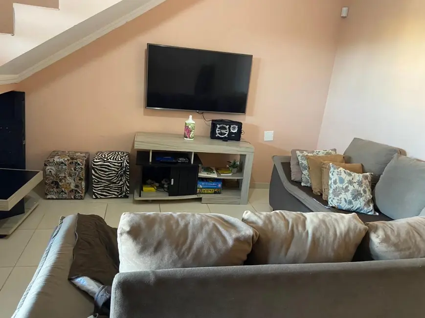 Foto 5 de Casa com 3 quartos à venda, 140m2 em Itanhaem - SP