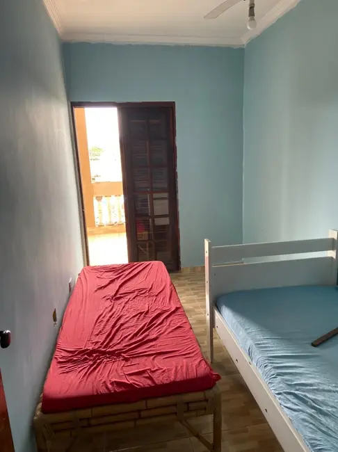 Foto 8 de Casa com 3 quartos à venda, 140m2 em Itanhaem - SP