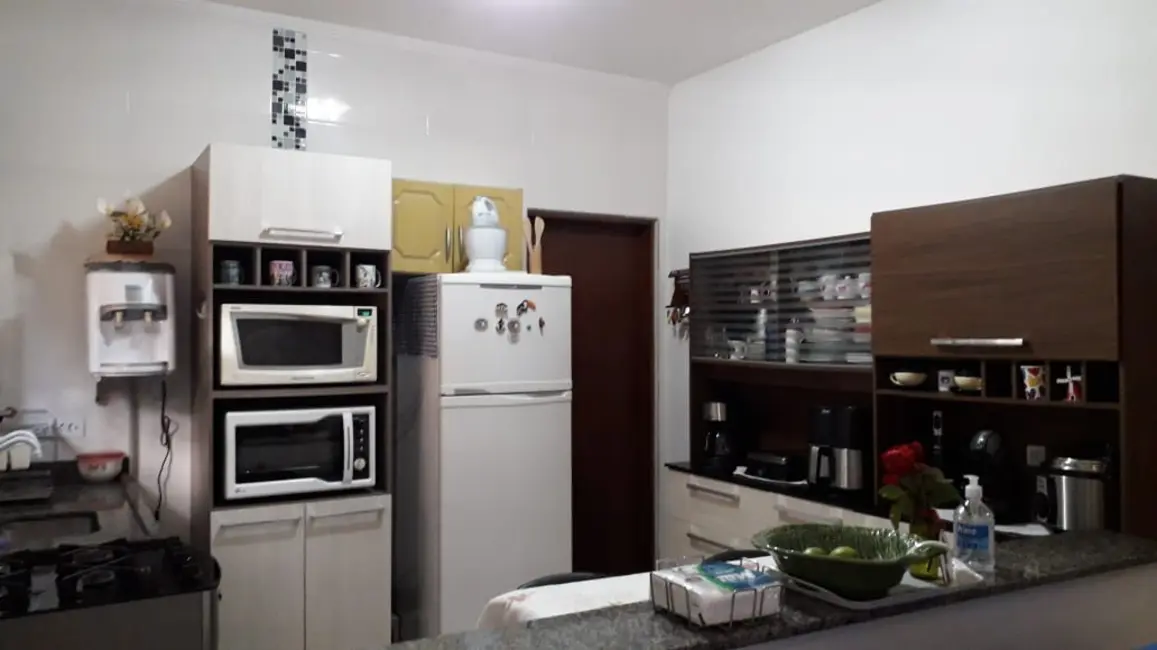 Foto 4 de Casa com 2 quartos à venda, 65m2 em Itanhaem - SP