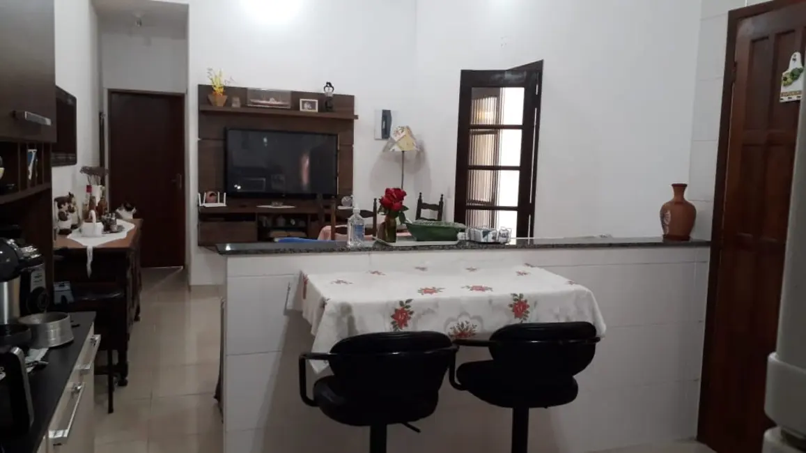 Foto 7 de Casa com 2 quartos à venda, 65m2 em Itanhaem - SP