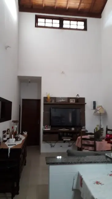 Foto 6 de Casa com 2 quartos à venda, 65m2 em Itanhaem - SP