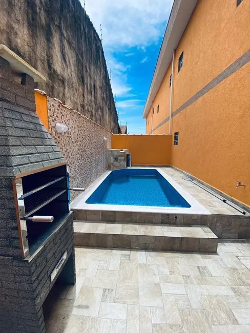 Casa de Condomínio com 3 quartos à venda, 70m2 em Itanhaem - SP - imagem 3 Foto 3 de Casa de Condomínio com 3 quartos à venda, 70m2 em Itanhaem - SP