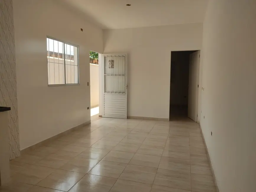 Foto 7 de Casa com 2 quartos à venda, 150m2 em Itanhaem - SP