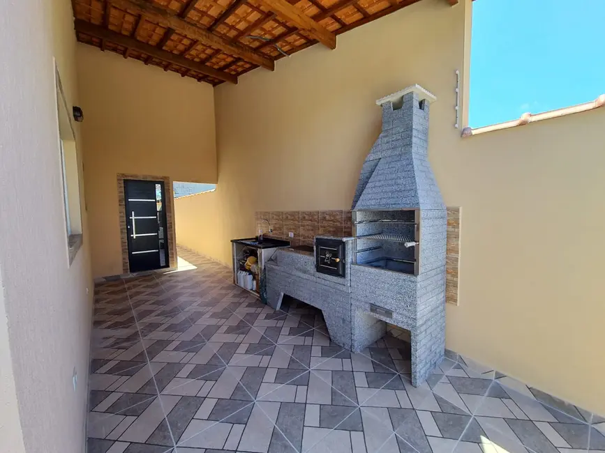 Foto 6 de Casa com 2 quartos à venda, 72m2 em Itanhaem - SP