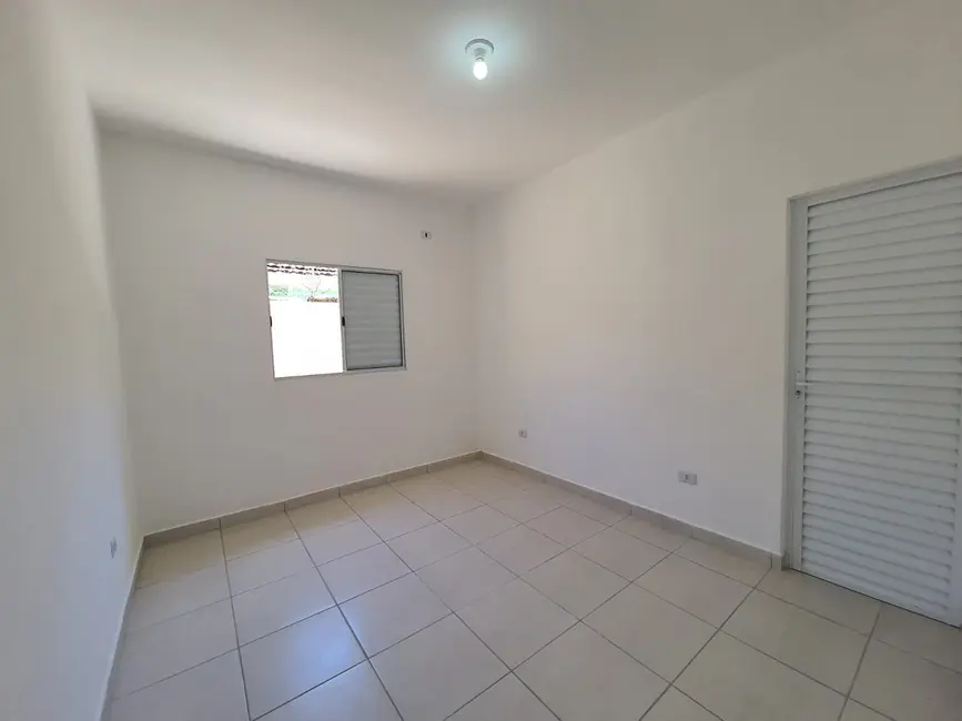 Foto 7 de Casa com 2 quartos à venda, 72m2 em Itanhaem - SP