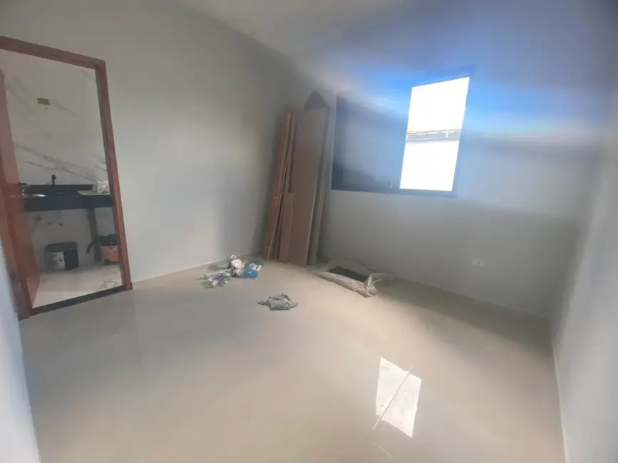 Casa com 2 quartos à venda, 85m2 em Peruibe - SP - imagem 8 Foto 8 de Casa com 2 quartos à venda, 85m2 em Peruibe - SP