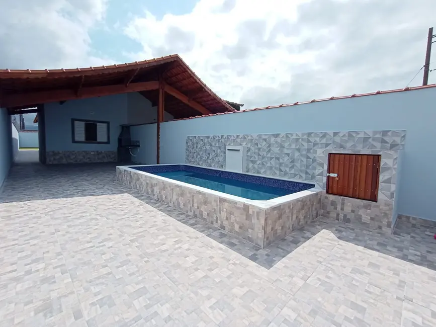 Foto 4 de Casa com 2 quartos à venda, 82m2 em Mongagua - SP