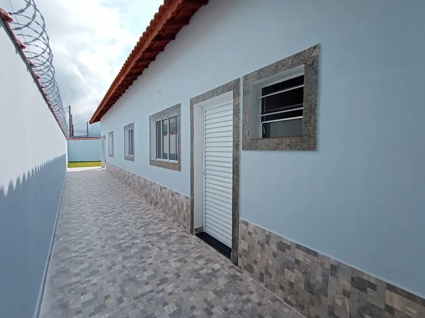 Foto 7 de Casa com 2 quartos à venda, 82m2 em Mongagua - SP