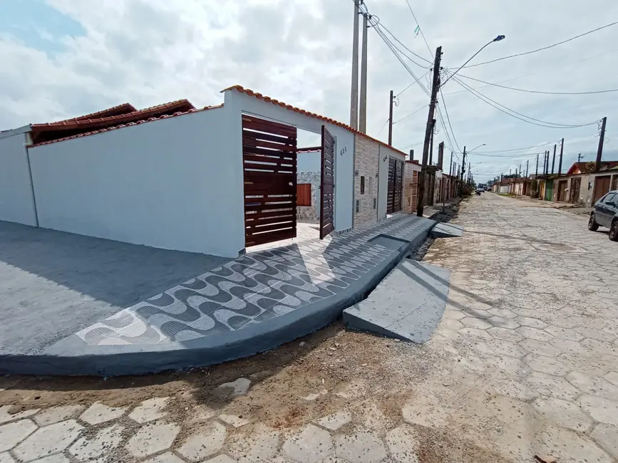 Foto 5 de Casa com 2 quartos à venda, 82m2 em Mongagua - SP