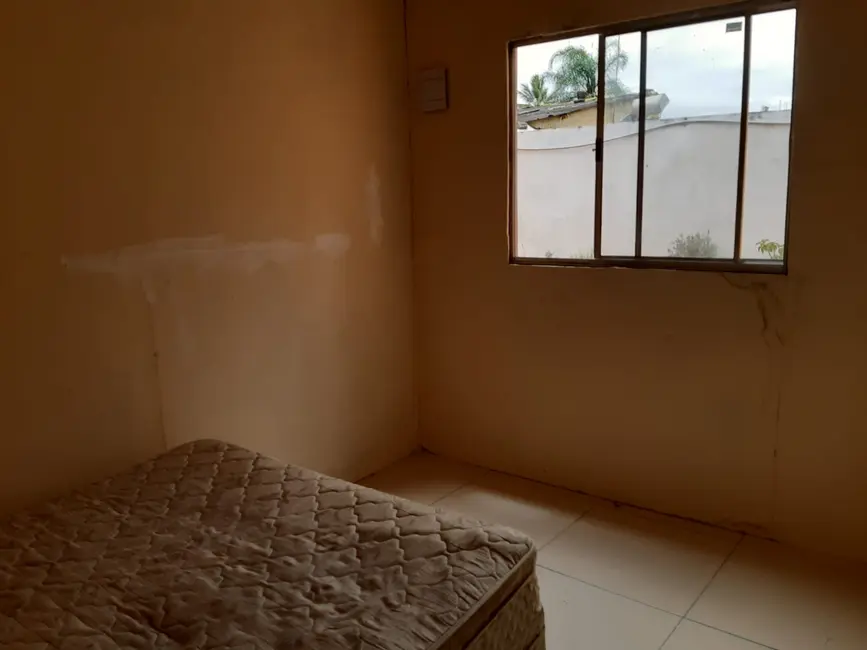 Foto 3 de Casa com 4 quartos à venda, 155m2 em Itanhaem - SP