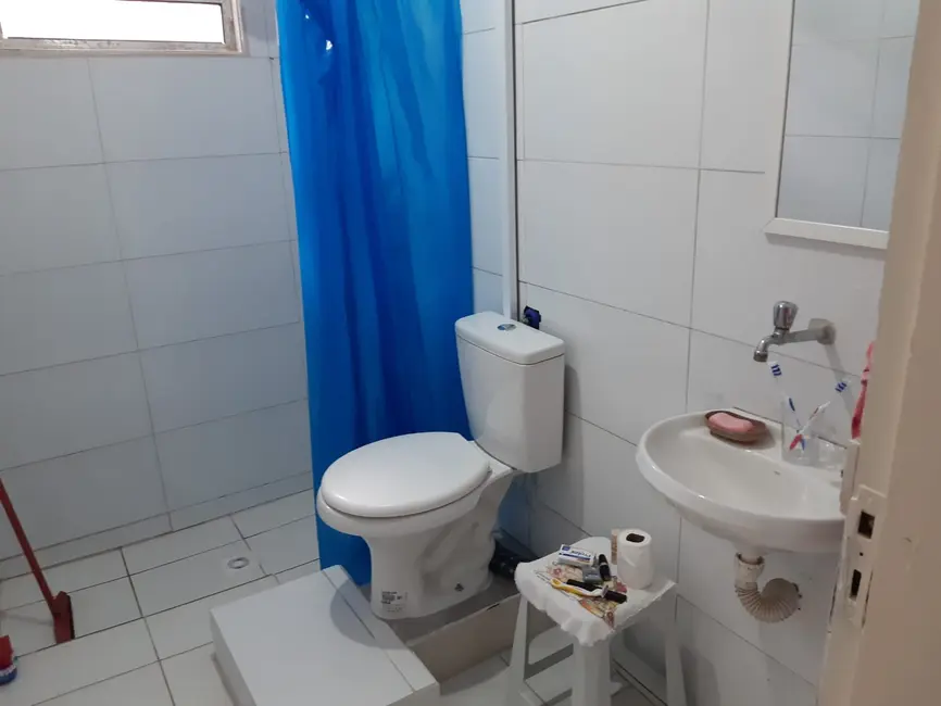 Foto 9 de Casa com 2 quartos à venda, 70m2 em Itanhaem - SP