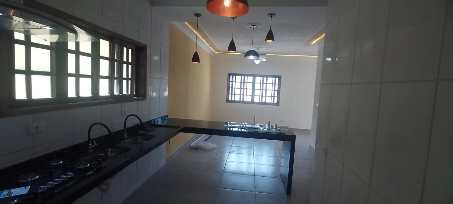 Foto 8 de Casa com 3 quartos à venda, 140m2 em Itanhaem - SP