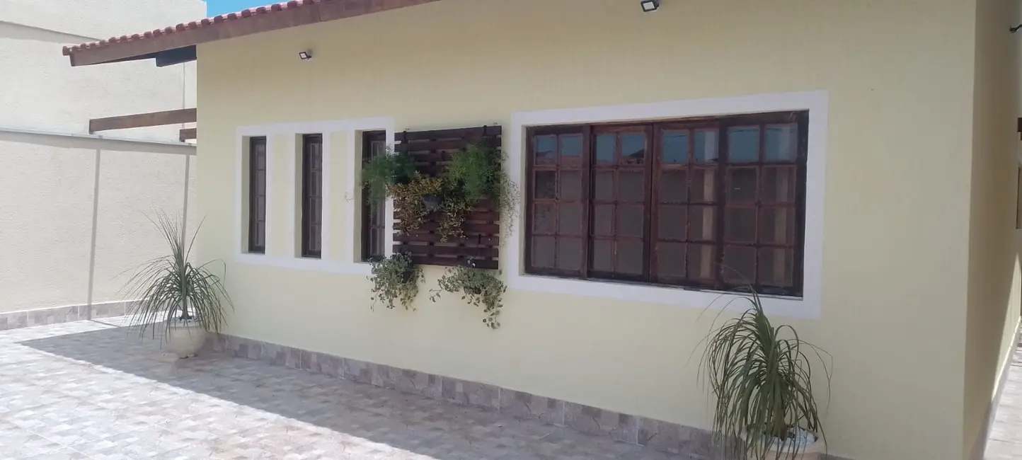 Foto 3 de Casa com 3 quartos à venda, 140m2 em Itanhaem - SP