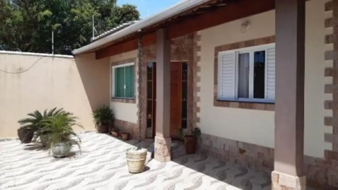 Foto 8 de Casa com 2 quartos à venda, 99m2 em Itanhaem - SP