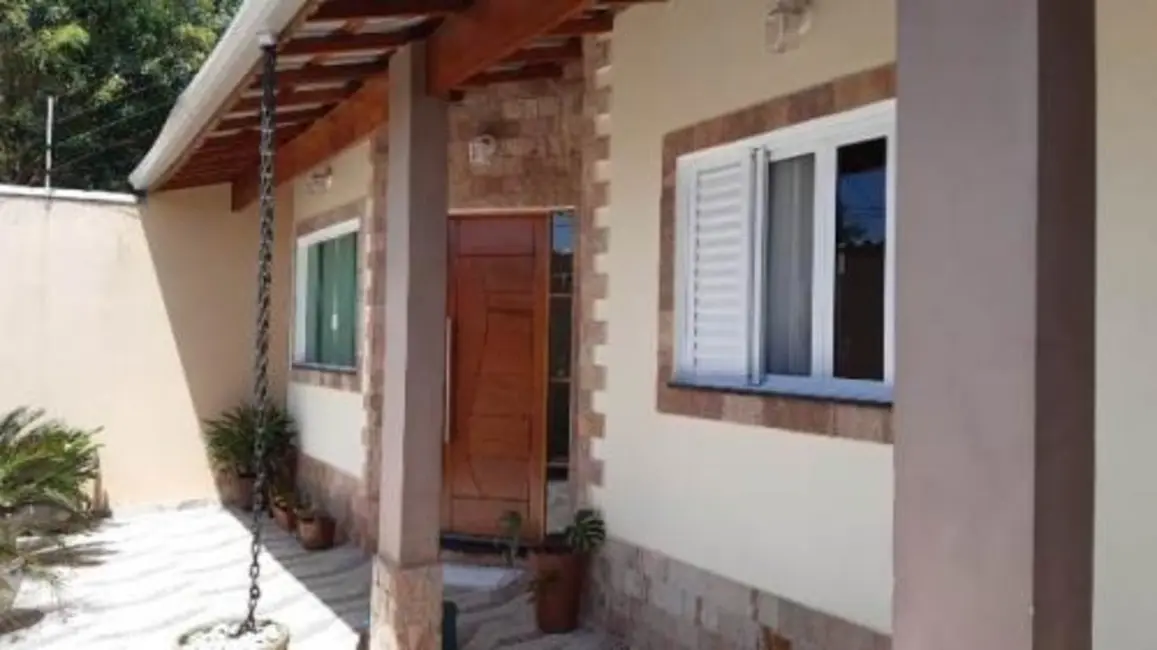 Foto 2 de Casa com 2 quartos à venda, 99m2 em Itanhaem - SP