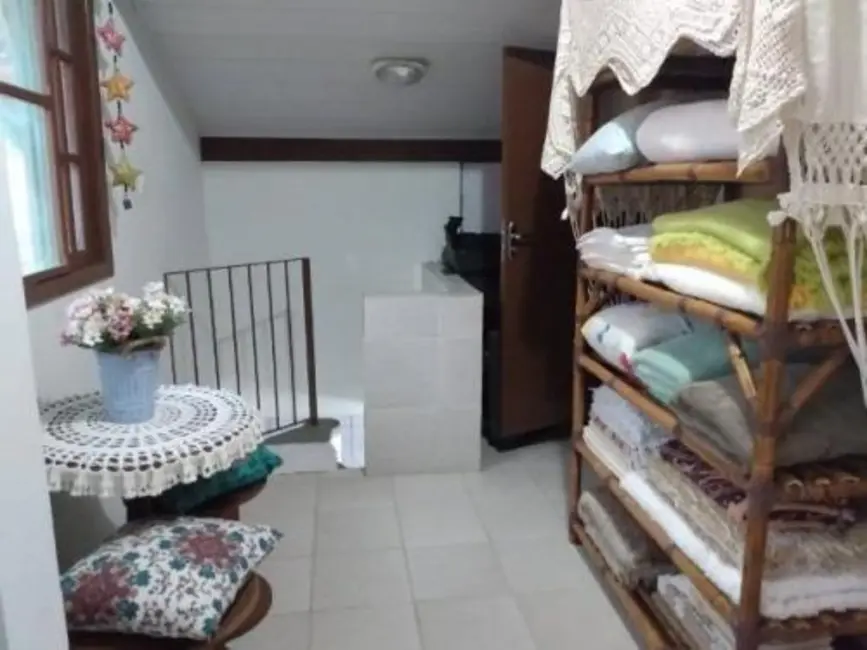 Foto 5 de Casa com 3 quartos à venda, 70m2 em Itanhaem - SP