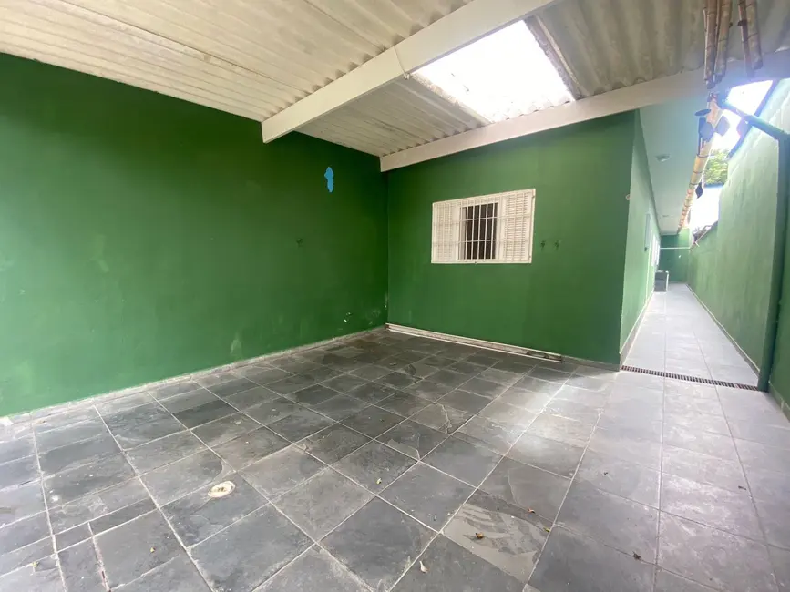Foto 1 de Casa com 3 quartos à venda, 108m2 em Itanhaem - SP