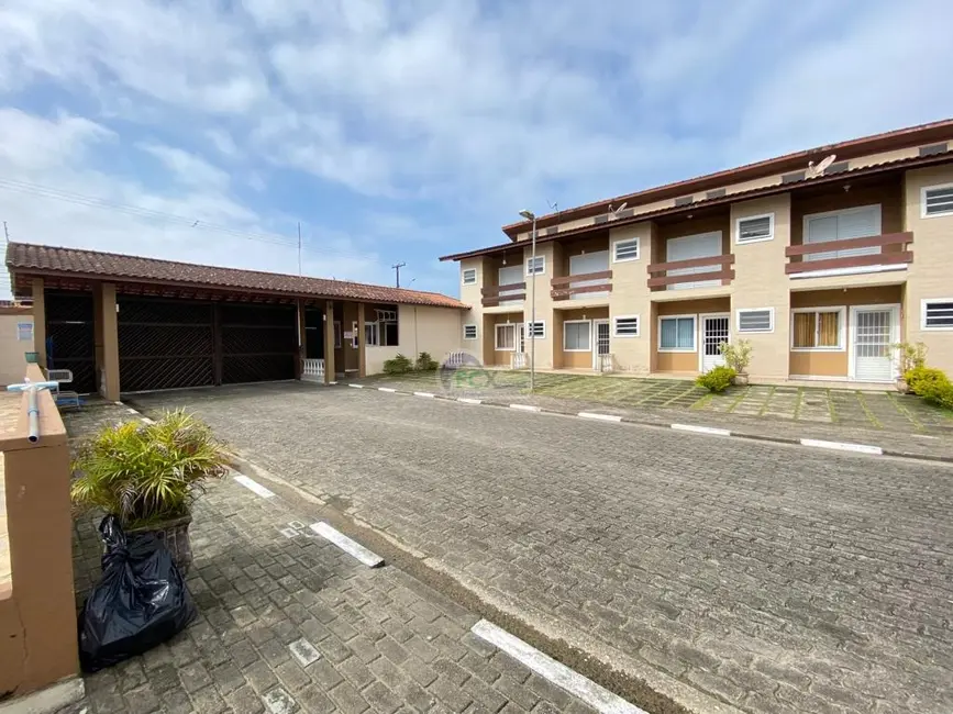 Foto 4 de Casa com 2 quartos à venda, 89m2 em Itanhaem - SP