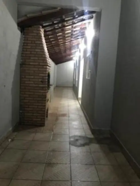 Foto 5 de Casa com 2 quartos à venda, 85m2 em Itanhaem - SP