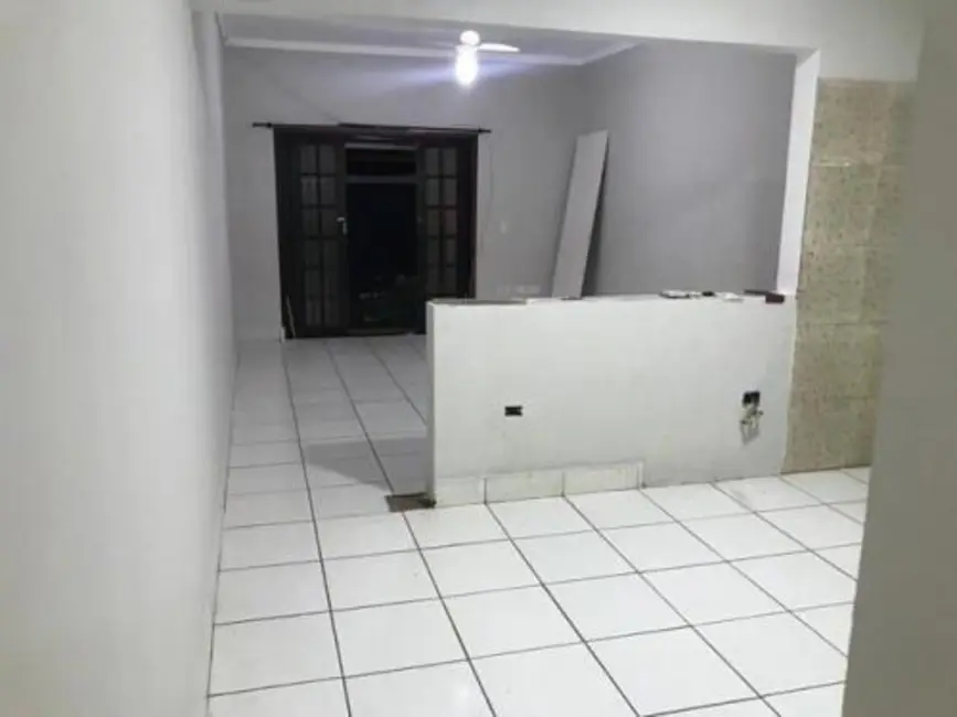 Foto 9 de Casa com 2 quartos à venda, 85m2 em Itanhaem - SP