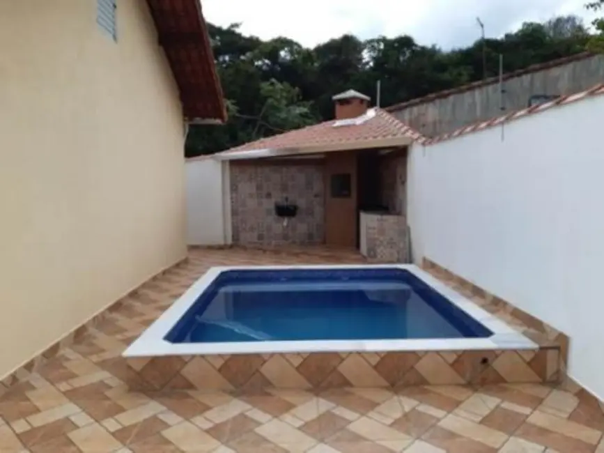 Casa com 2 quartos à venda, 73m2 em Itanhaem - SP - imagem 6 Foto 6 de Casa com 2 quartos à venda, 73m2 em Itanhaem - SP