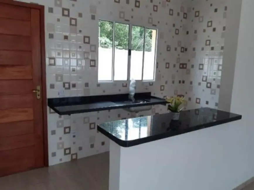 Casa com 2 quartos à venda, 73m2 em Itanhaem - SP - imagem 5 Foto 5 de Casa com 2 quartos à venda, 73m2 em Itanhaem - SP