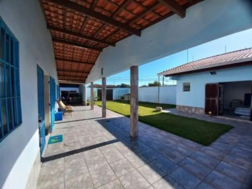 Foto 4 de Casa com 3 quartos à venda, 158m2 em Itanhaem - SP