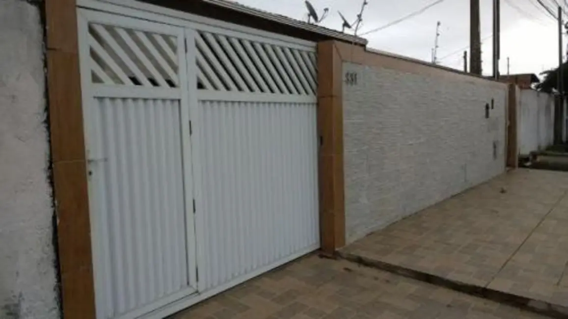 Foto 2 de Casa com 3 quartos à venda, 220m2 em Itanhaem - SP