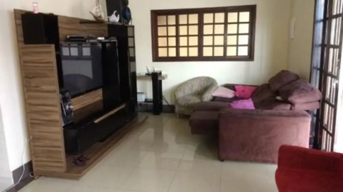 Foto 9 de Casa com 3 quartos à venda, 220m2 em Itanhaem - SP