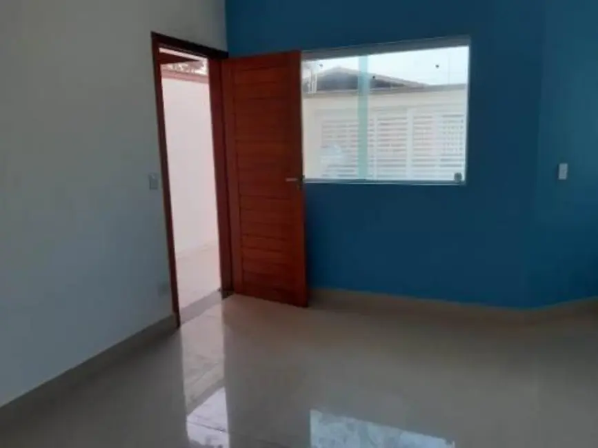 Foto 7 de Casa com 2 quartos à venda, 68m2 em Itanhaem - SP