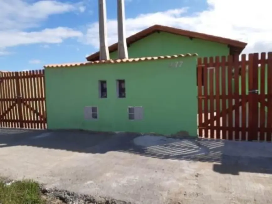 Foto 1 de Casa com 2 quartos à venda, 60m2 em Itanhaem - SP