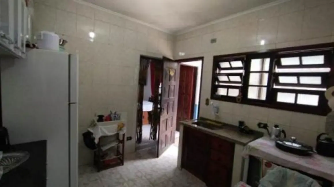 Foto 7 de Casa com 2 quartos à venda, 72m2 em Itanhaem - SP