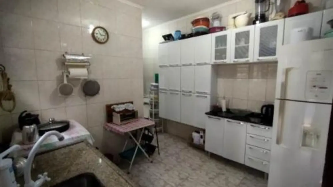 Foto 5 de Casa com 2 quartos à venda, 72m2 em Itanhaem - SP