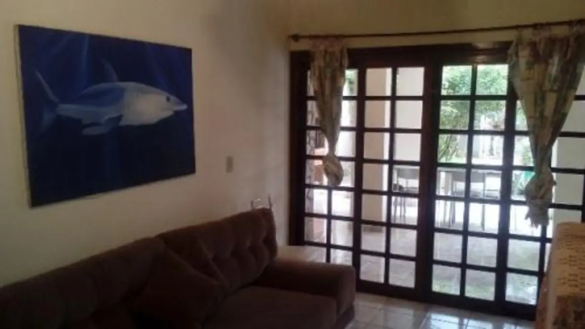 Foto 4 de Casa com 4 quartos à venda, 271m2 em Itanhaem - SP