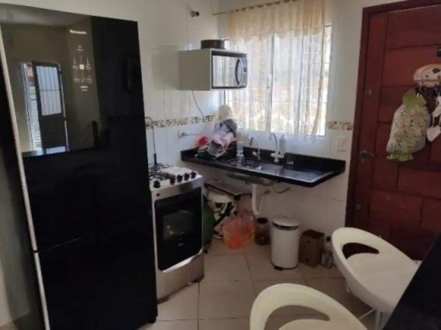 Foto 2 de Casa com 2 quartos à venda, 60m2 em Itanhaem - SP