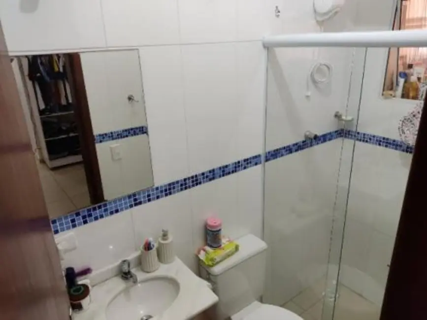 Foto 9 de Casa com 2 quartos à venda, 60m2 em Itanhaem - SP