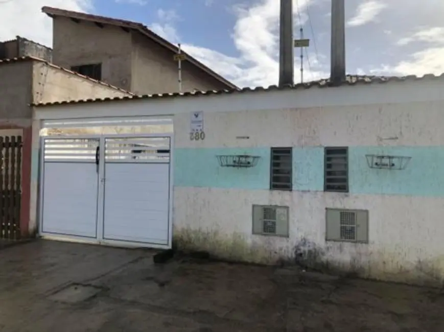 Casa com 2 quartos à venda, 65m2 em Itanhaem - SP - imagem 1 Foto 1 de Casa com 2 quartos à venda, 65m2 em Itanhaem - SP