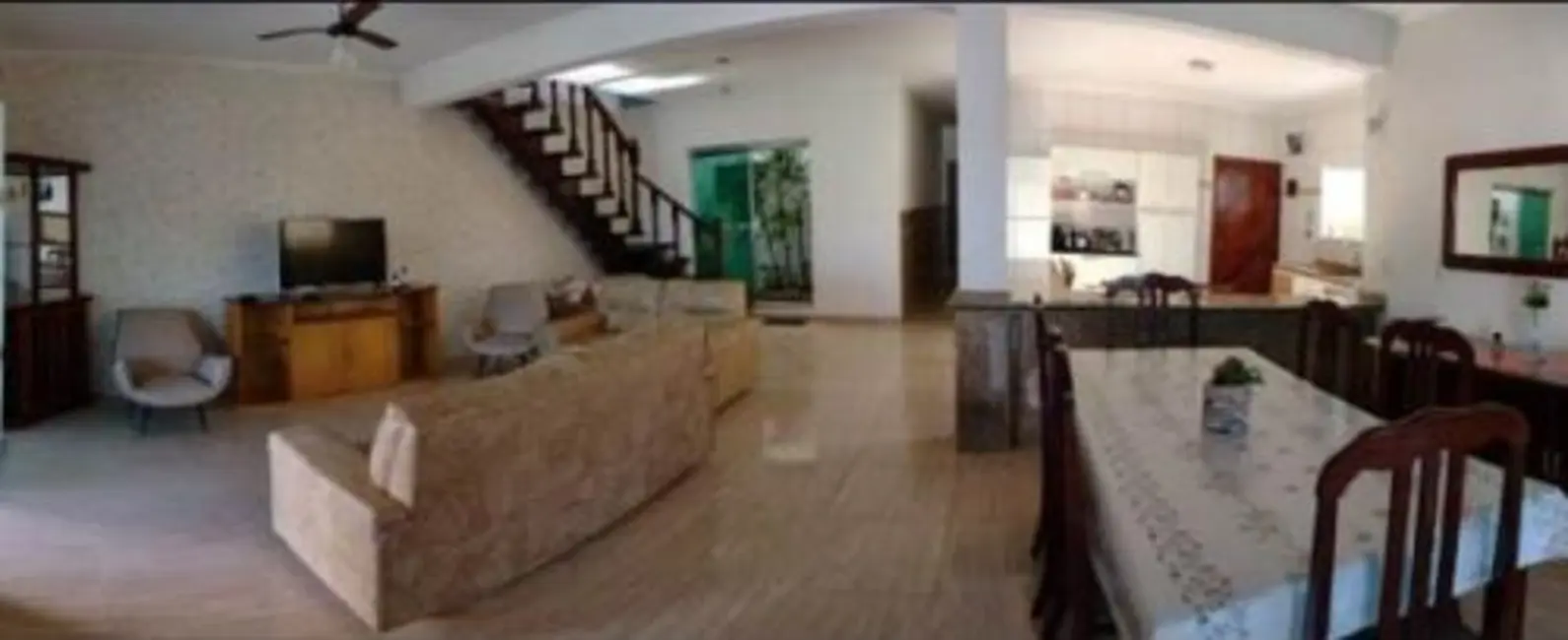 Foto 3 de Casa com 5 quartos à venda, 244m2 em Itanhaem - SP